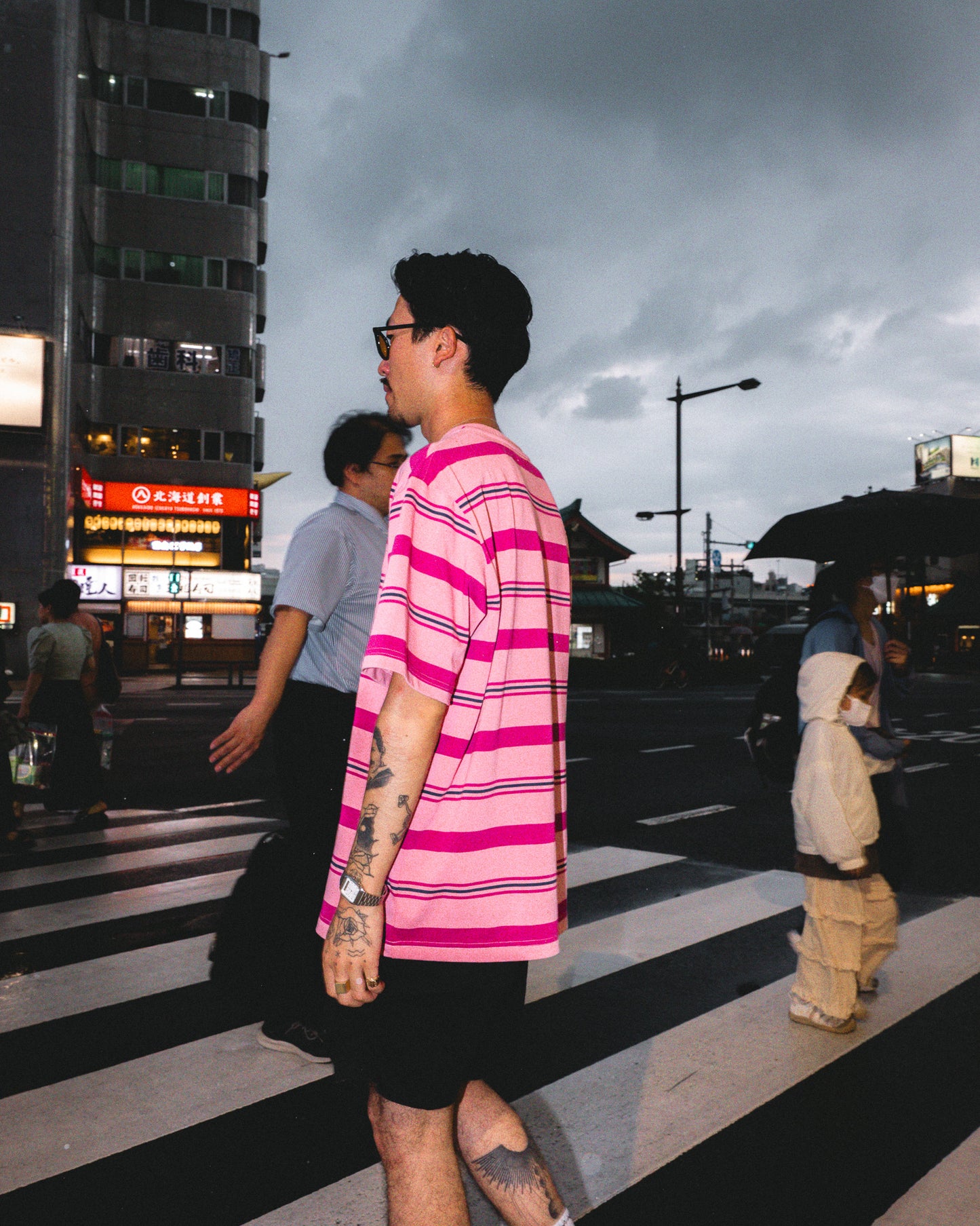 Pocket S/S Tee | Pink Border