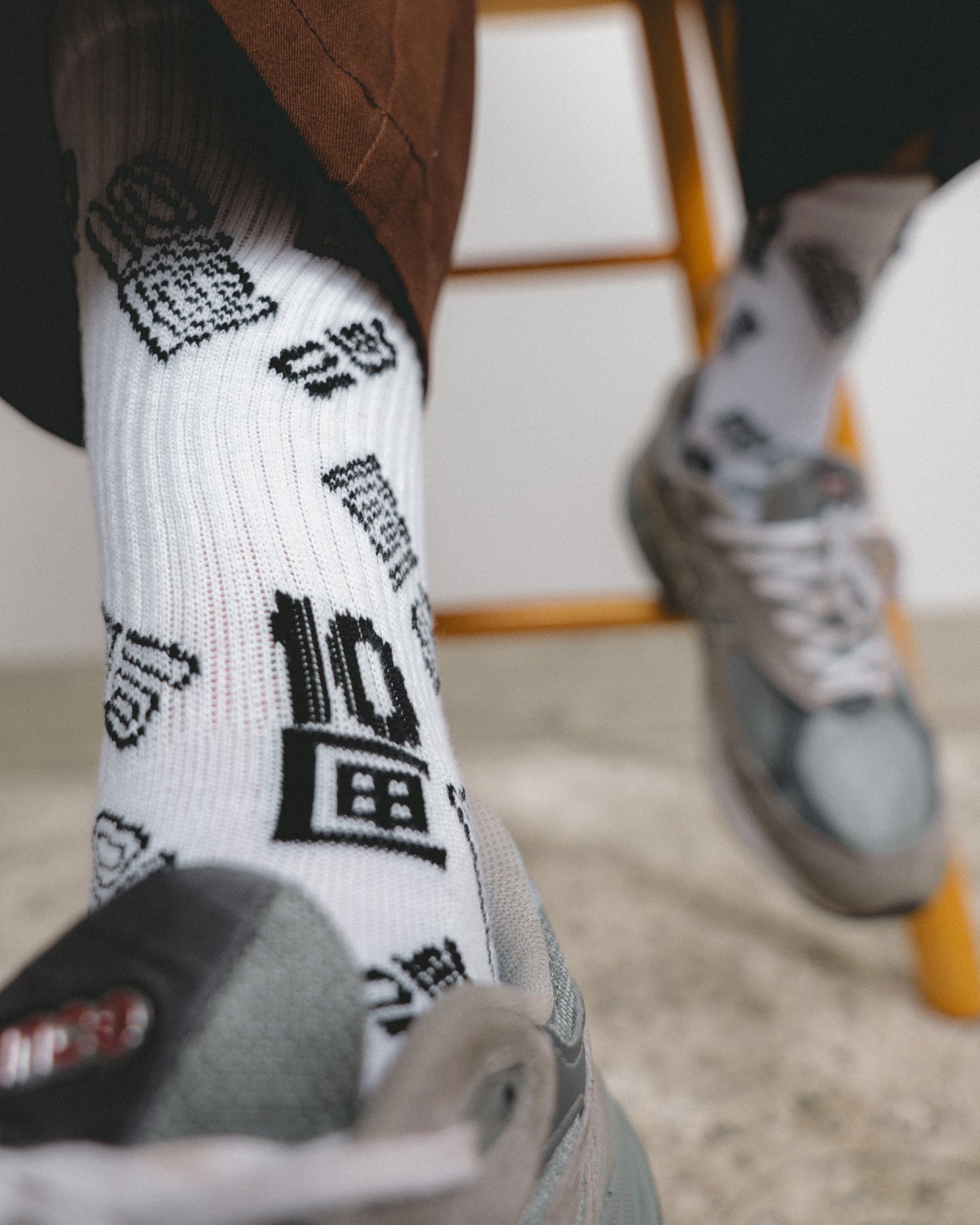 Box Socks | White